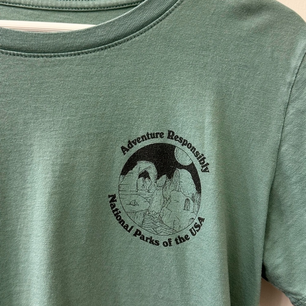 💫Parks Project Women’s National Parks Fill In Boxy Tee, XS, Gently Worn! - Picture 3 of 8